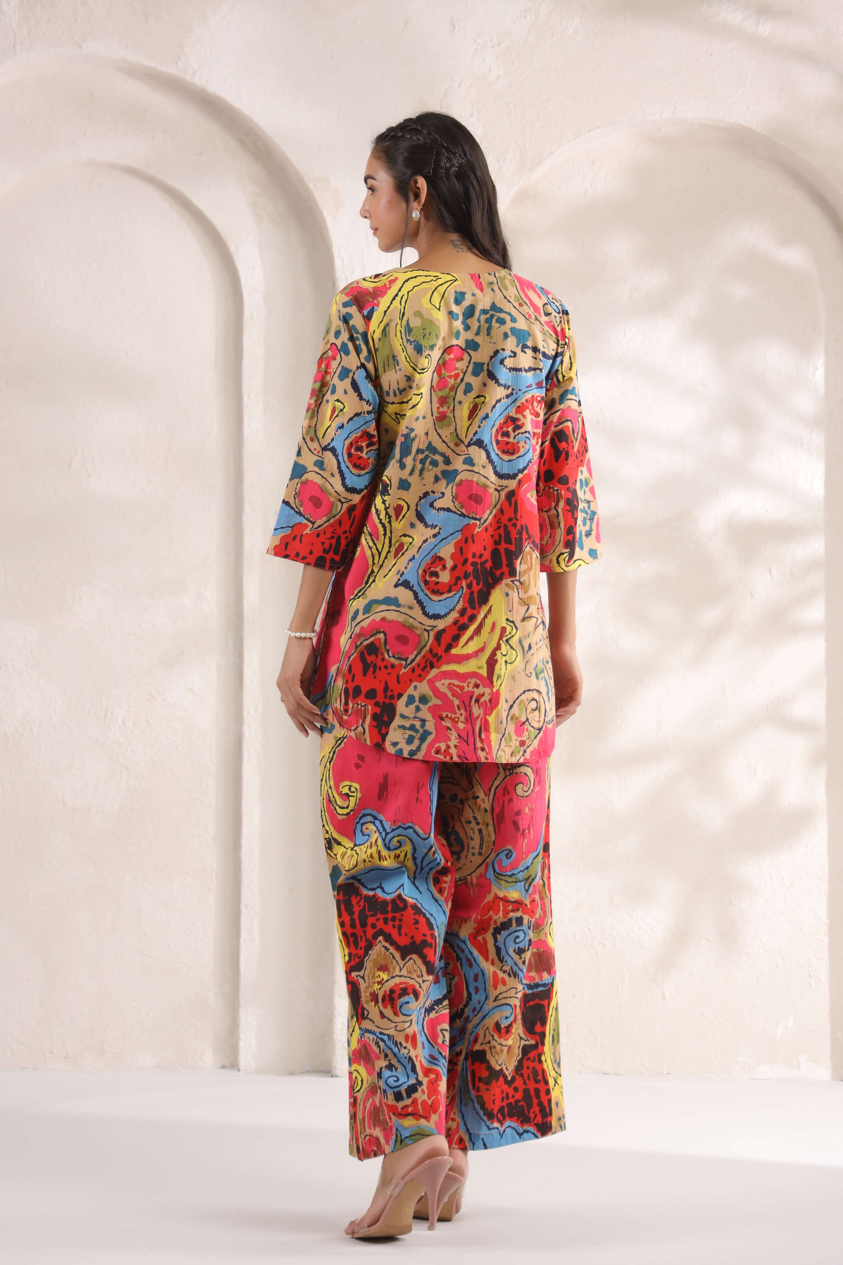 Abstract Jaal on Beige Cotton Co-ord Set