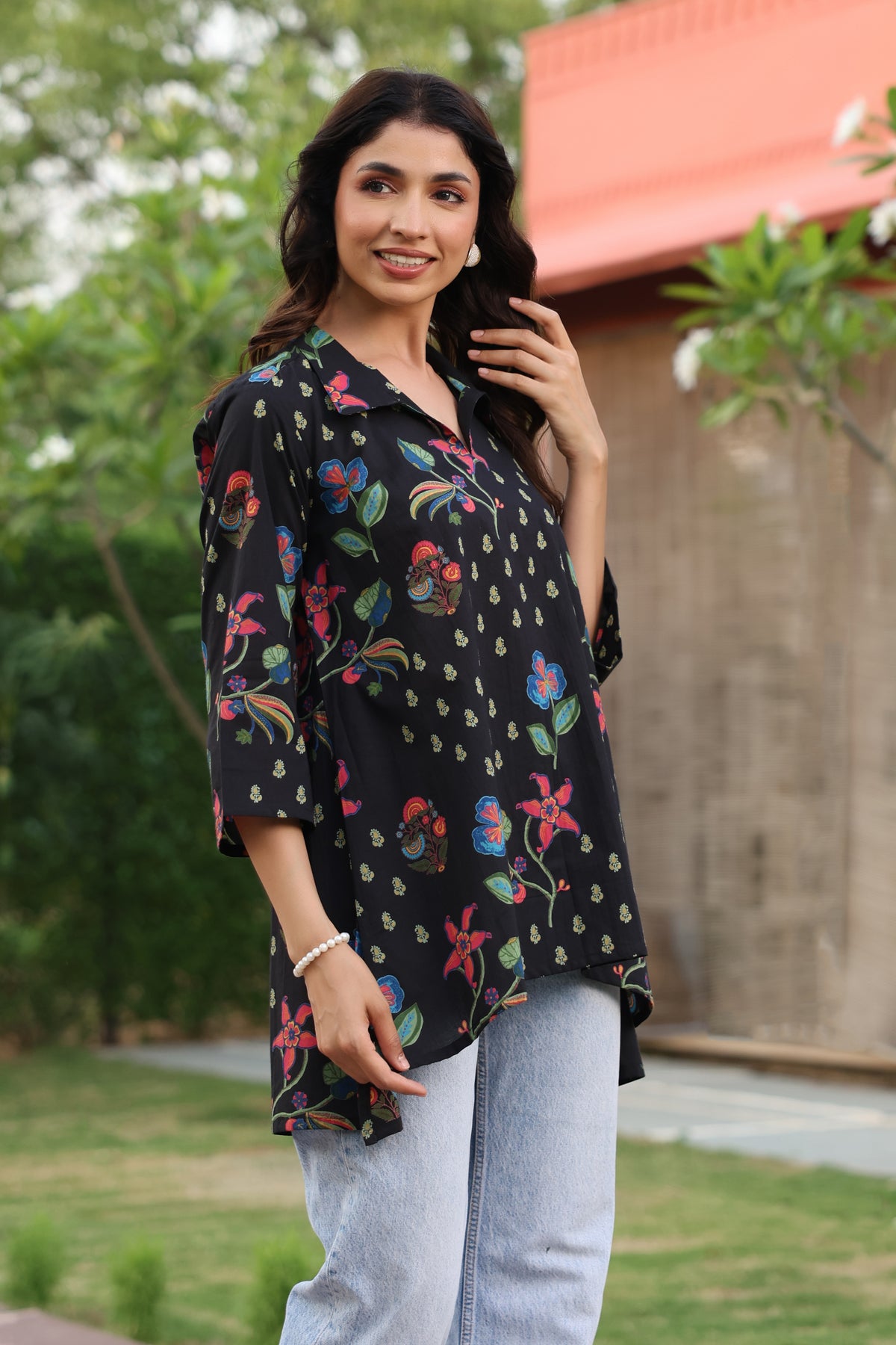 Wildflower Noir Cotton Top