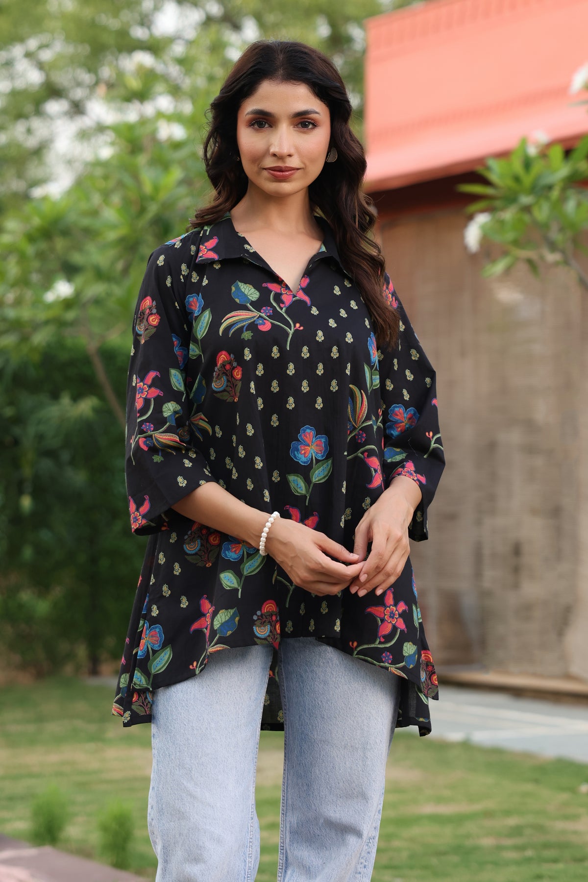 Wildflower Noir Cotton Top