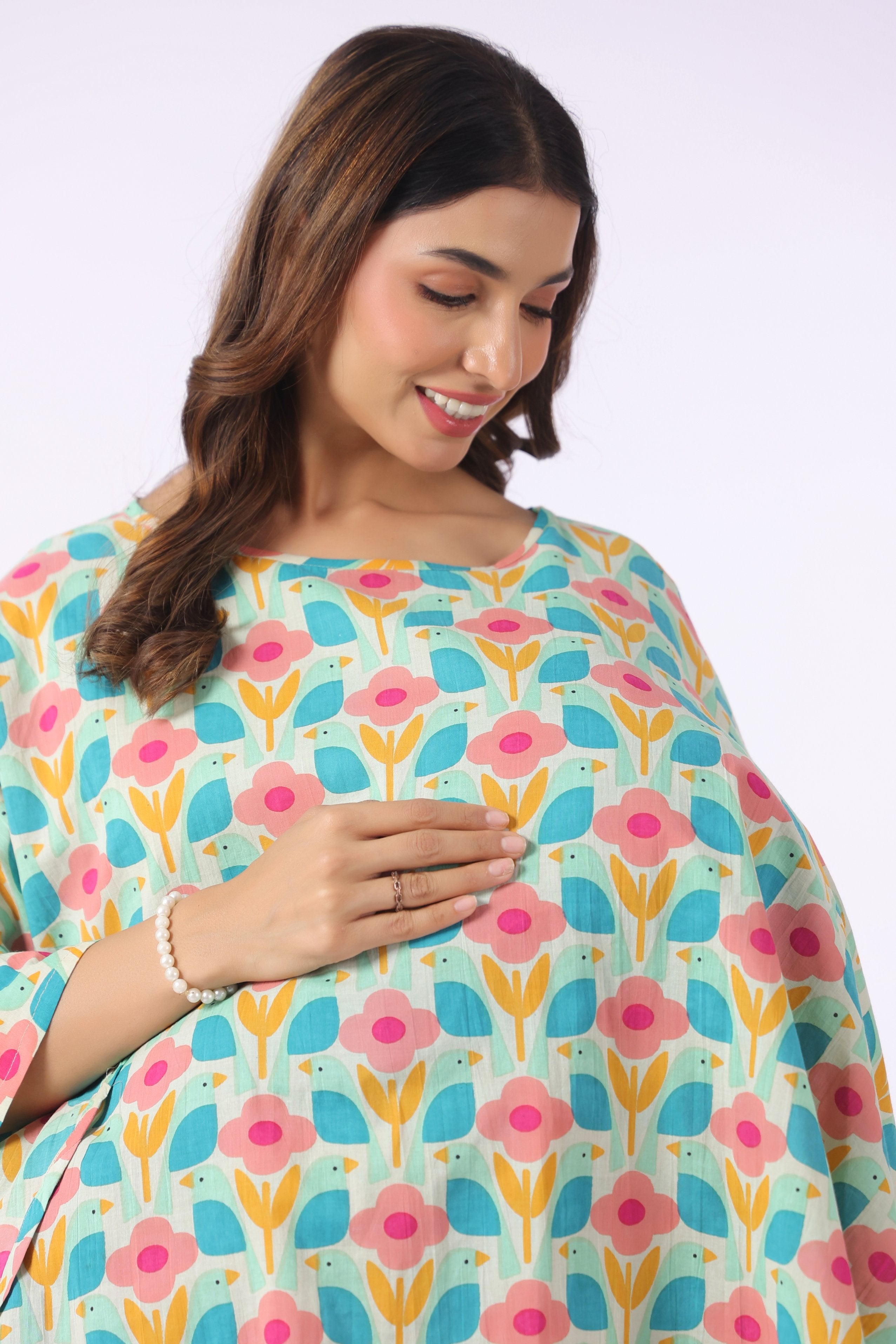 Spring Birdscape Cotton Nursing Cover (One-Size)