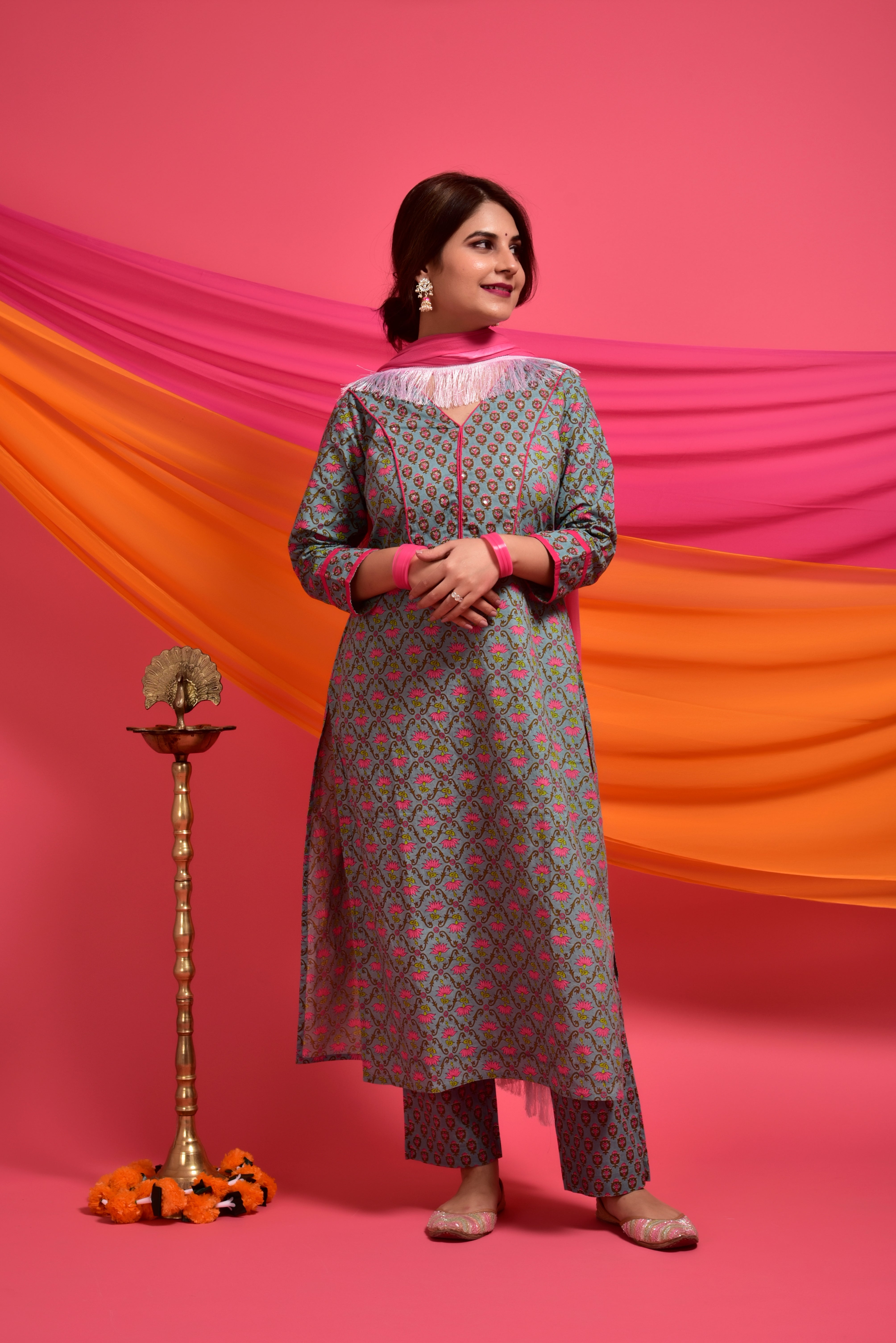 Aesthetic Grey Floral Cotton Suit