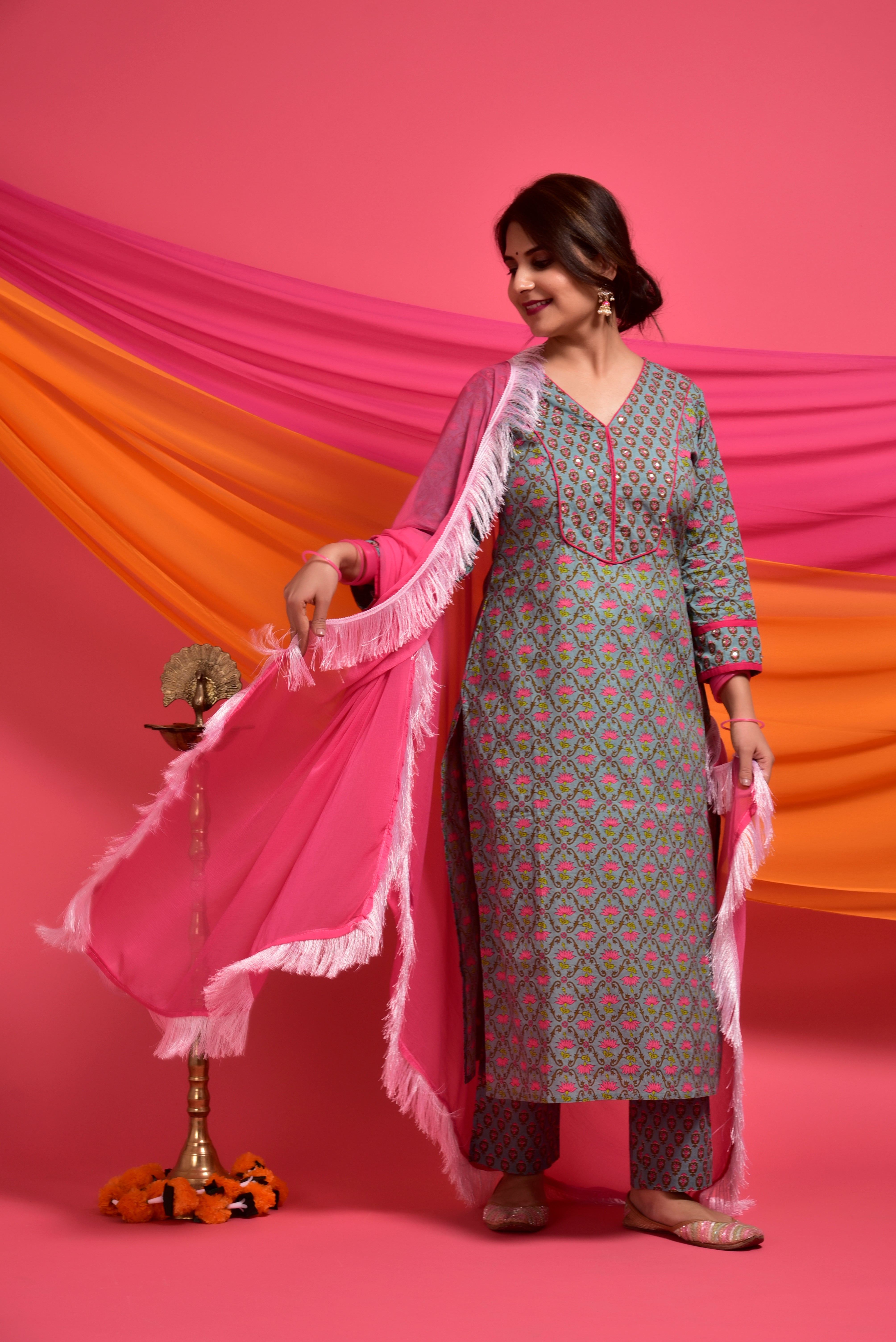 Aesthetic Grey Floral Cotton Suit