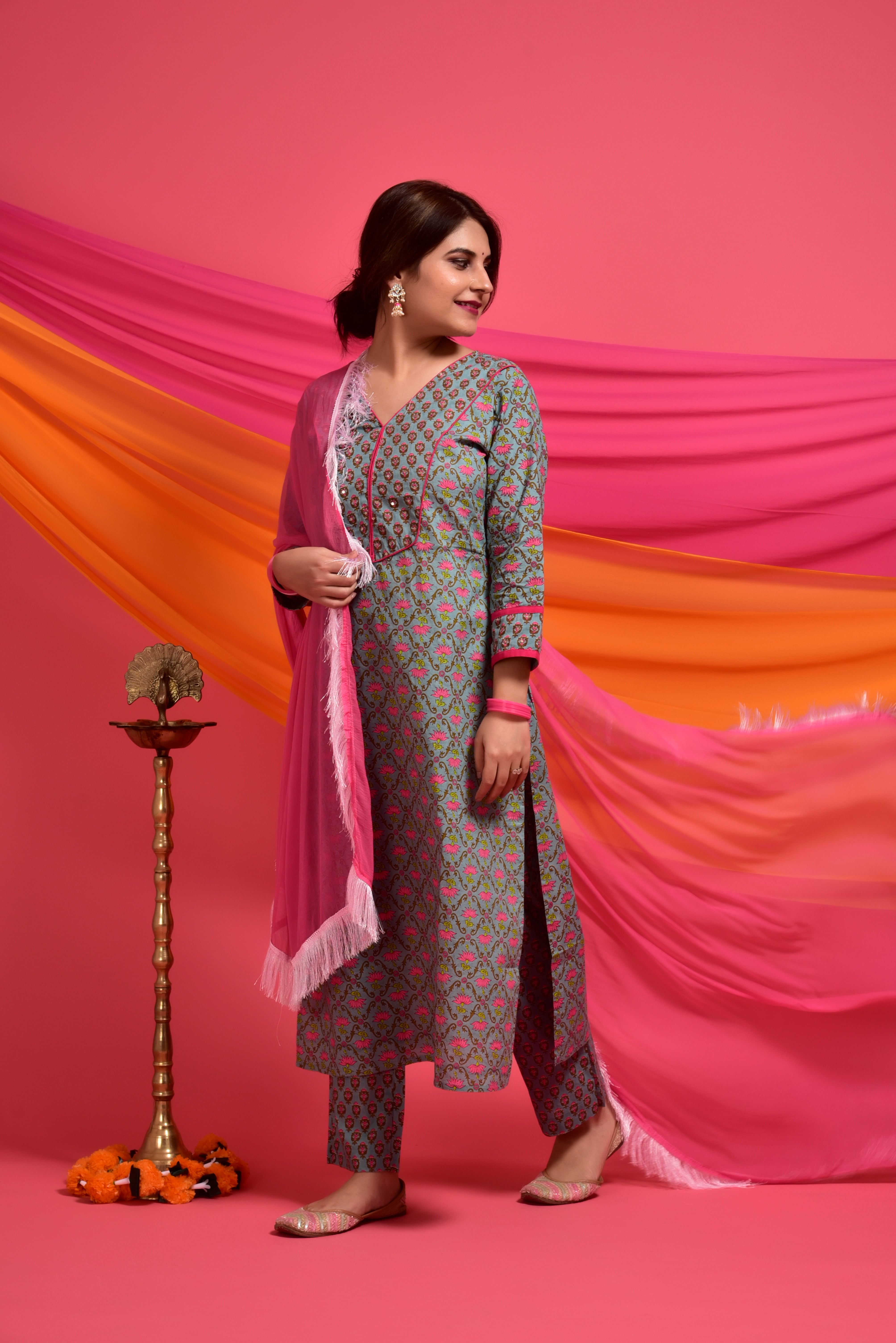 Aesthetic Grey Floral Cotton Suit