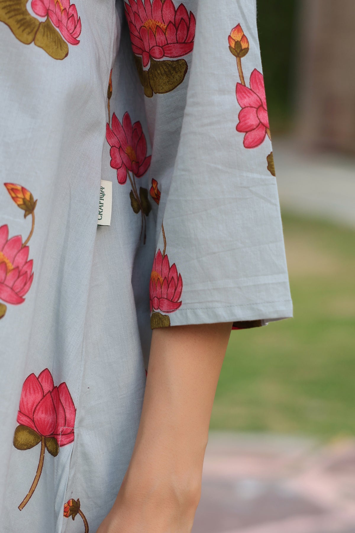 Vintage Lotus Pond Cotton Top