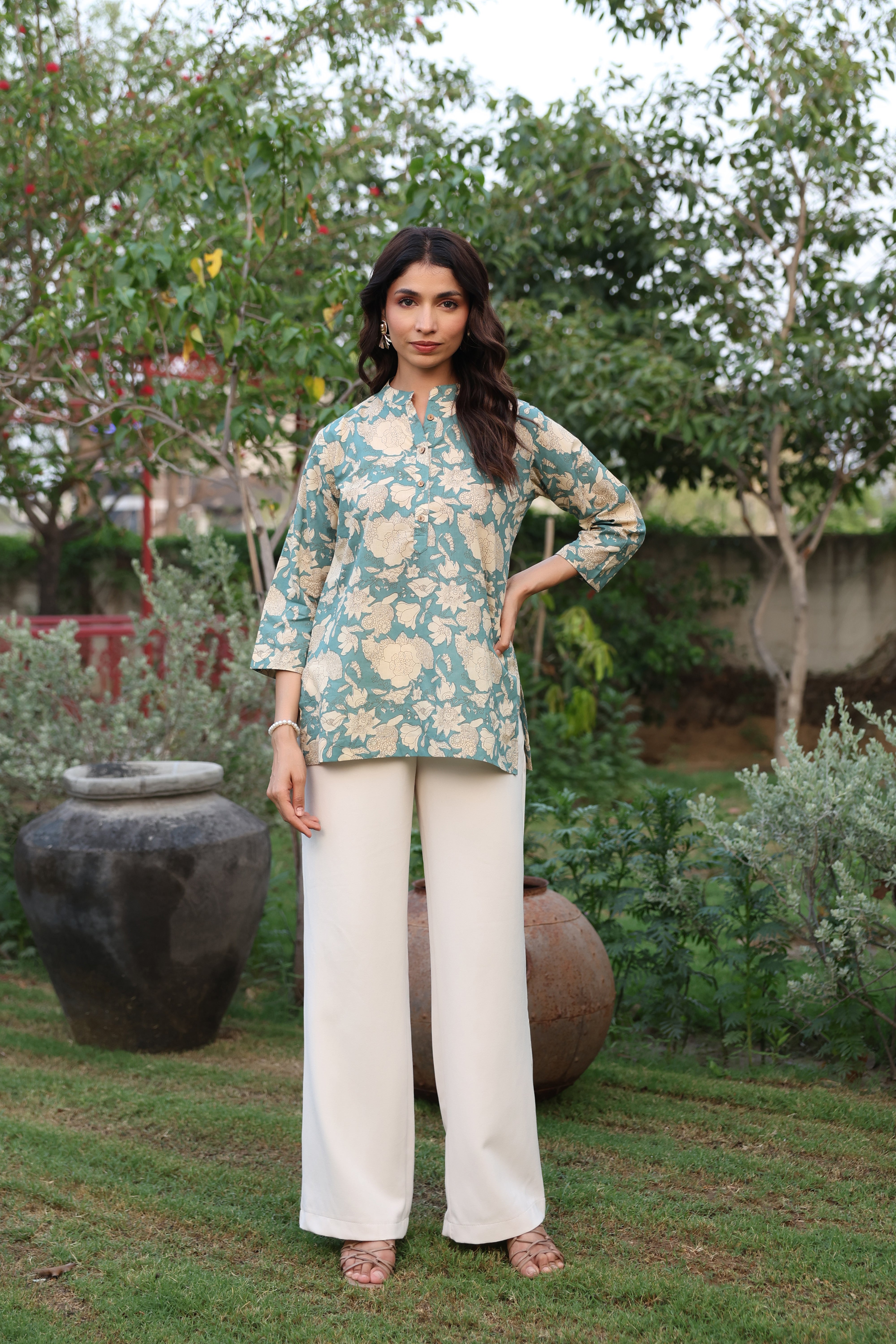Teal Gardenia Cotton Top