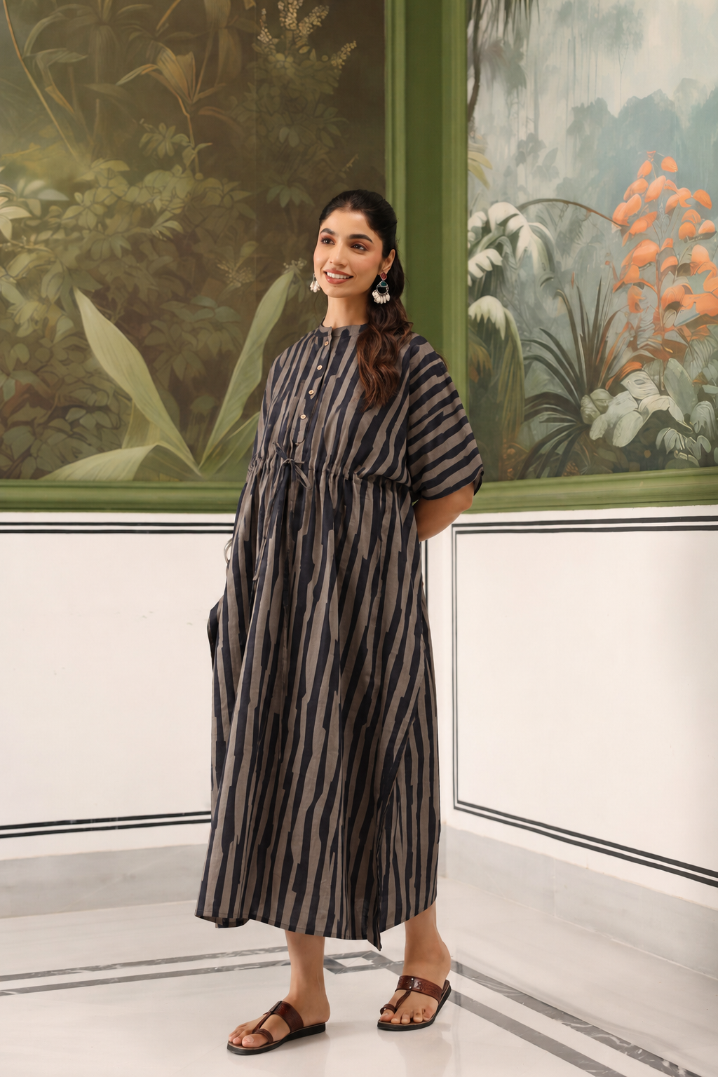 Black Grey Abstract Stripe Cotton Maternity - Nursing Kaftan ( One-Size )