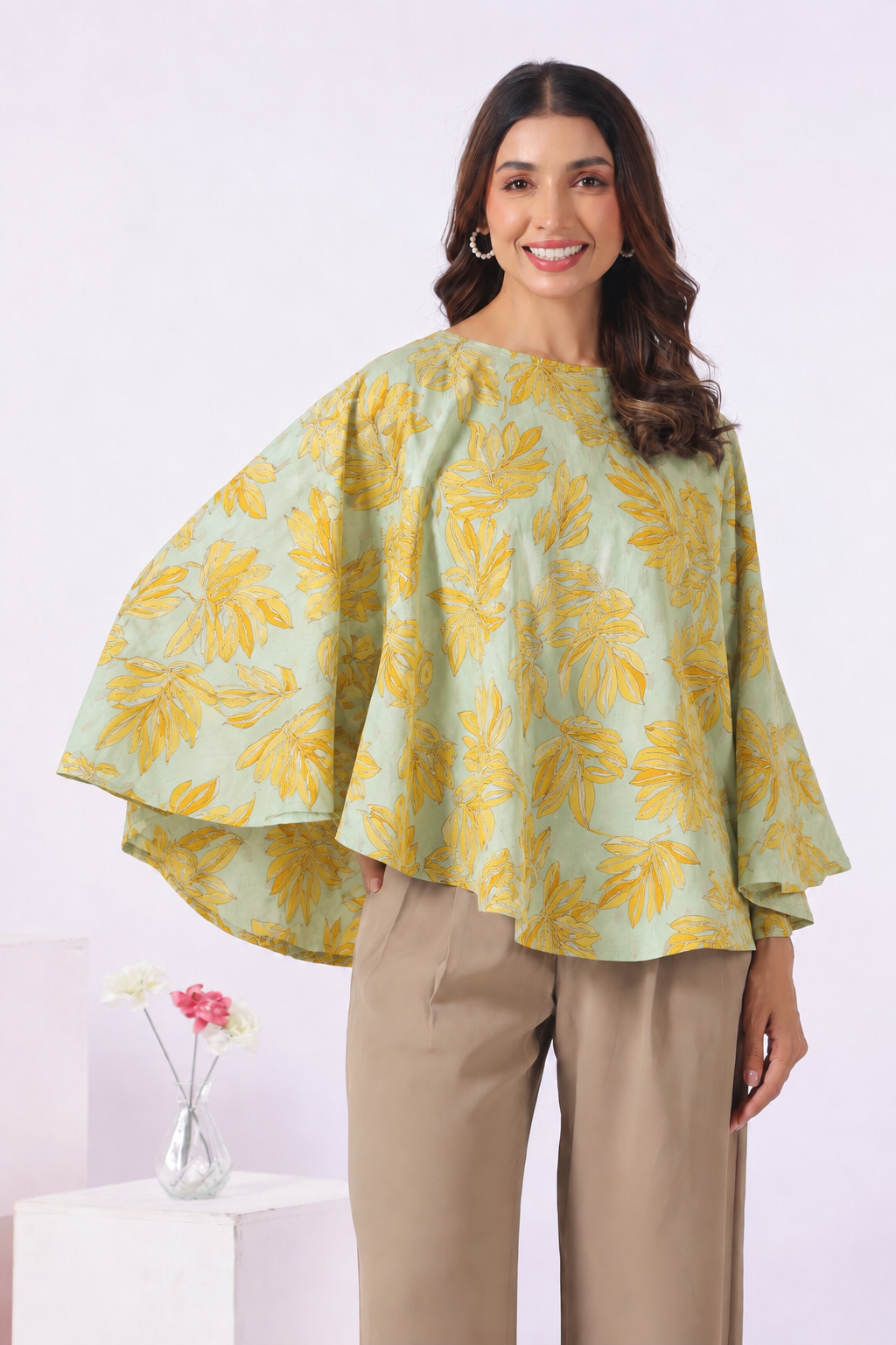 Buttter Yellow Leafy Cotton Nursing Cover (One-Size)