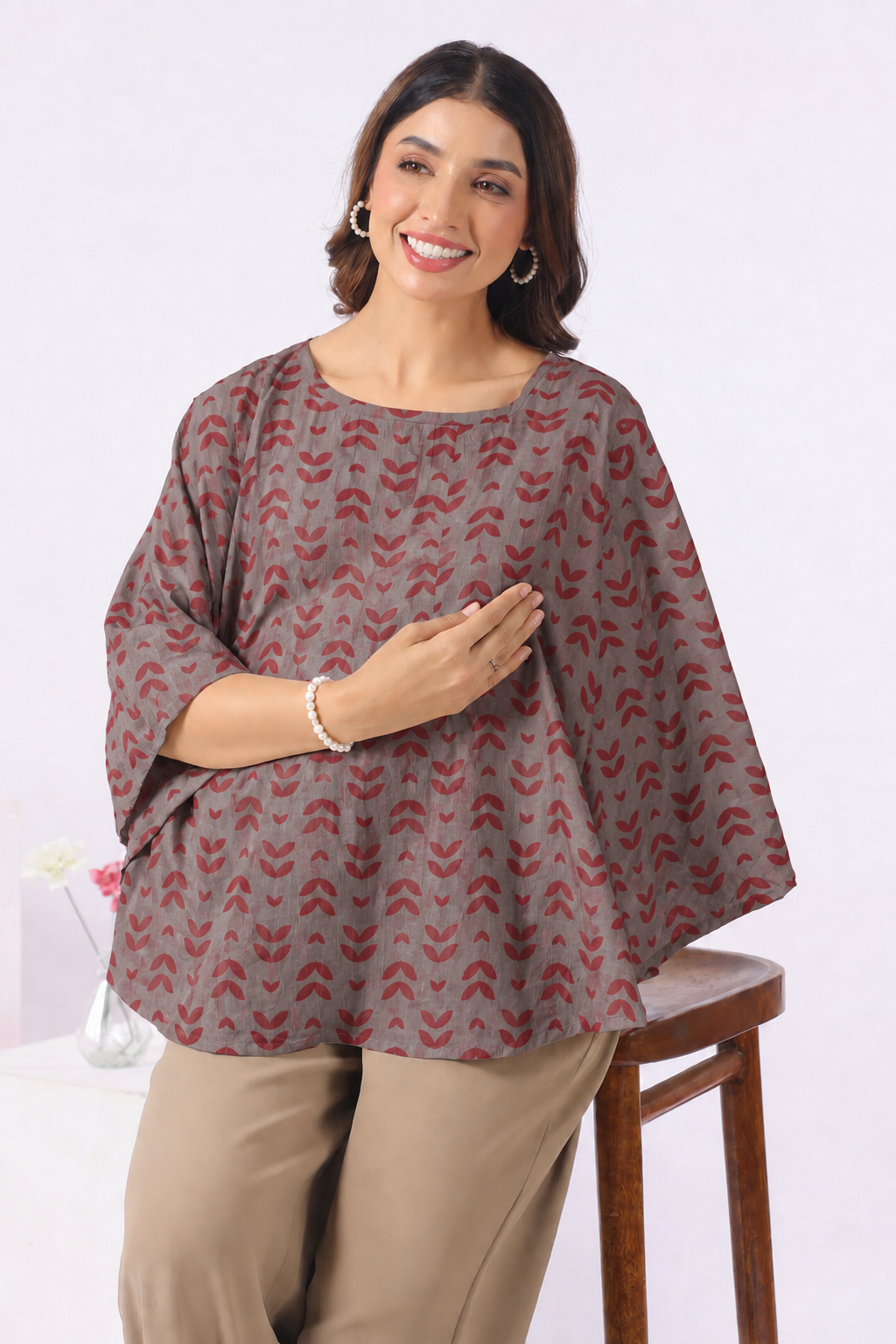 Grey Berry Leaves Cotton Nursing Cover (One-Size)