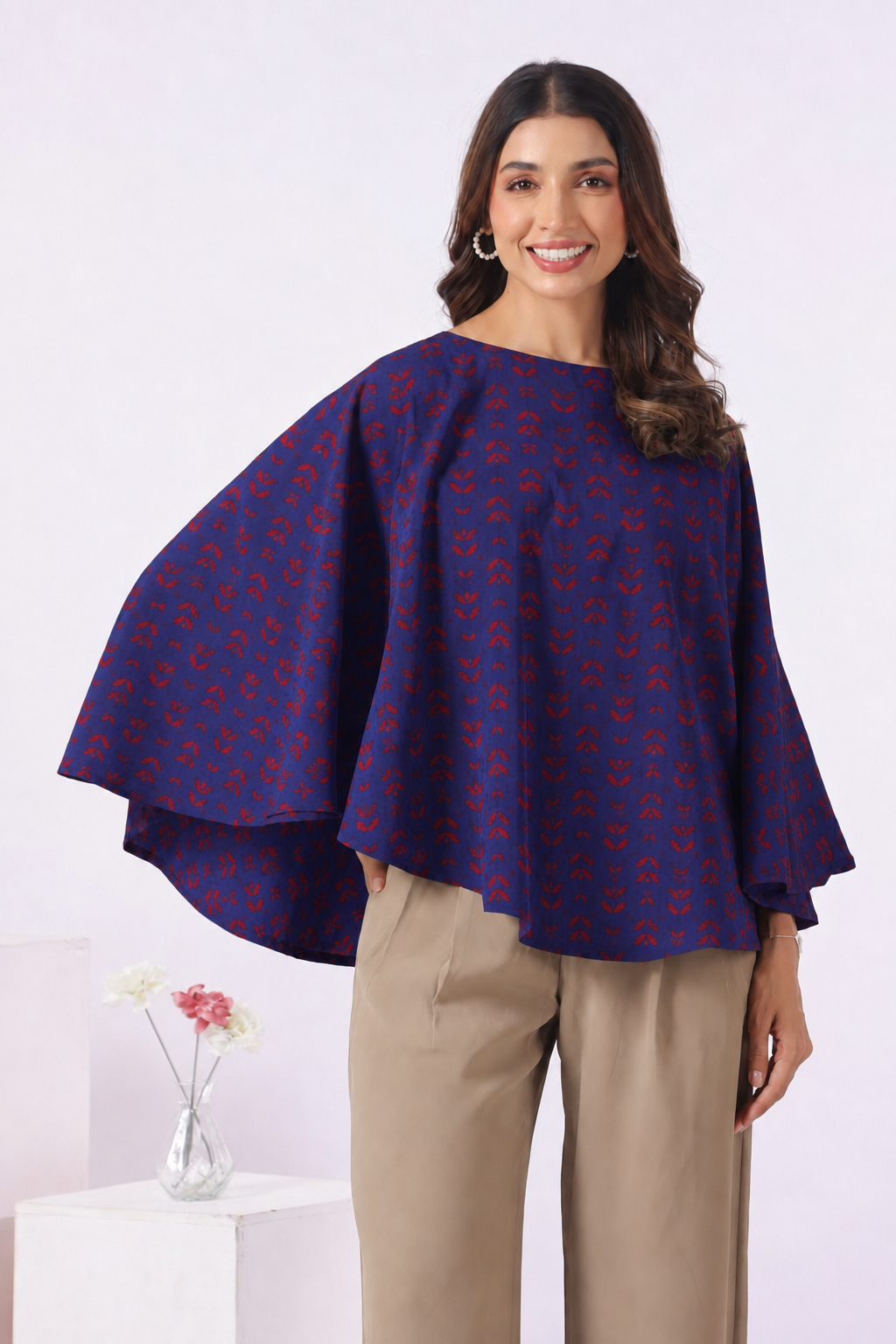 Indigo Petal Wave Cotton Nursing Cover (One-Size)