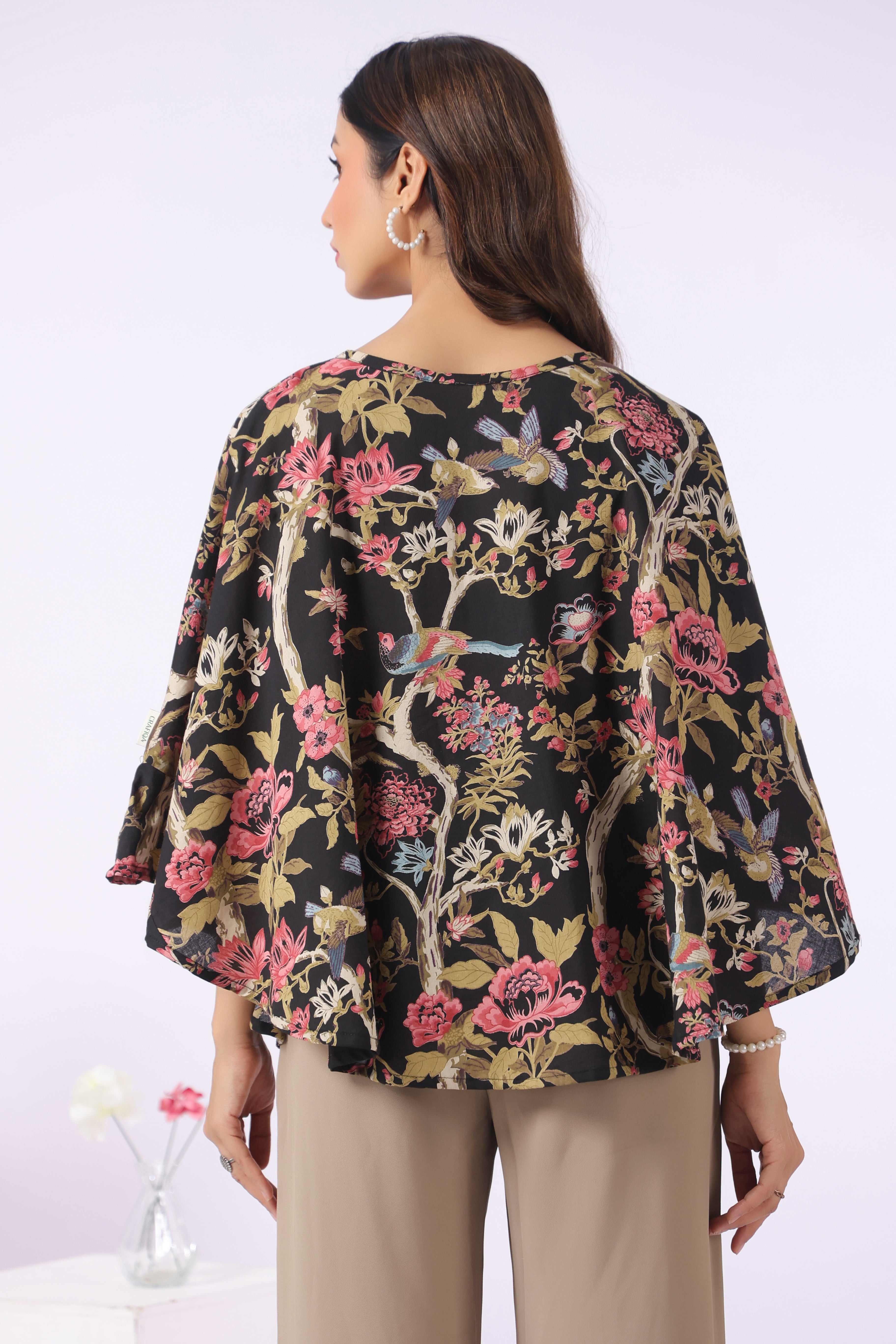 Twilight Garden Birds Cotton Nursing Cover (One-Size)